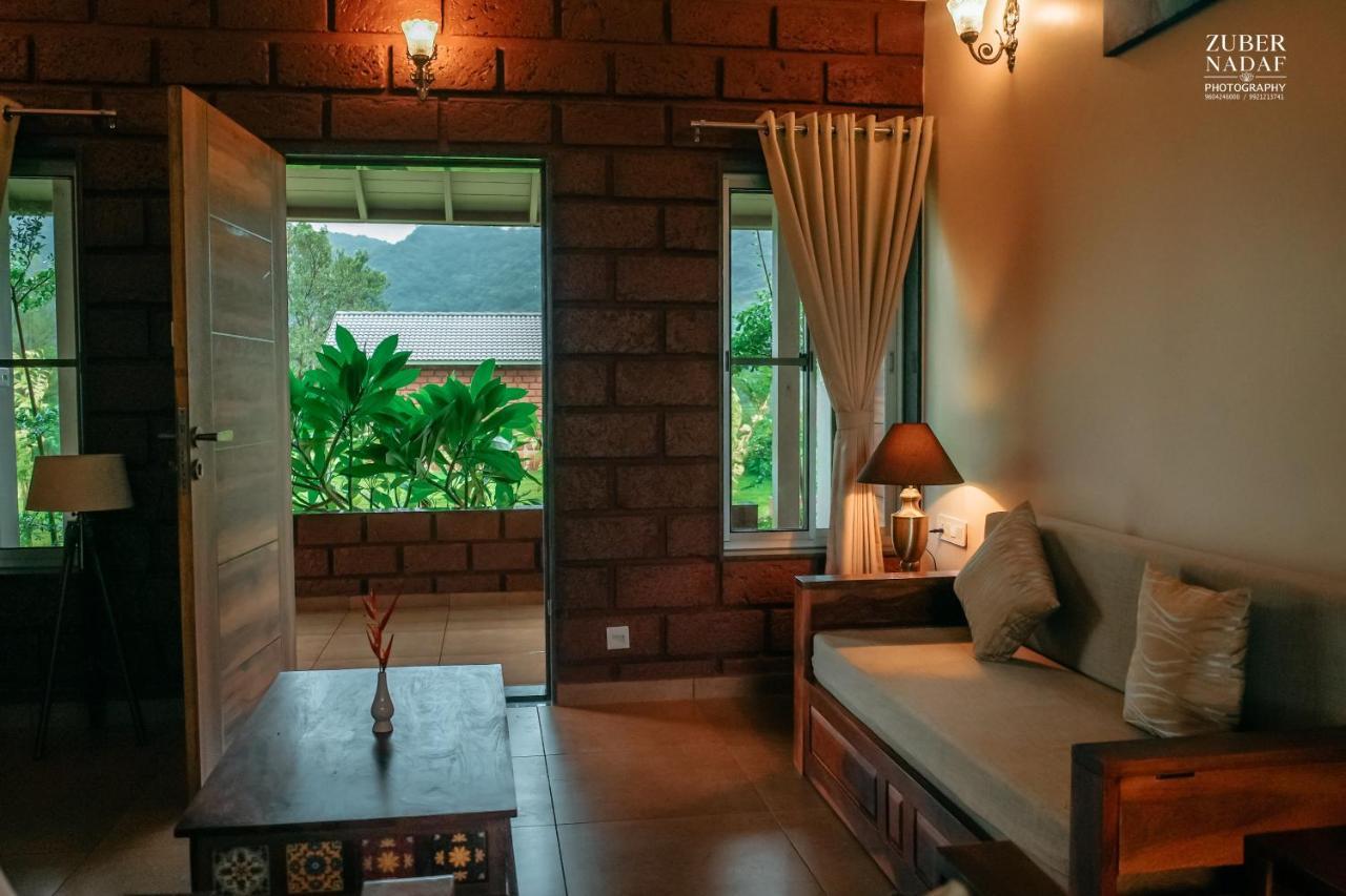 Kireina Wellness Resort Koynanagar Kültér fotó